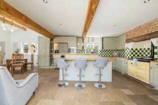 Luxury Cheshire Farmhouse Sleeps 12+ Vacation rental in England