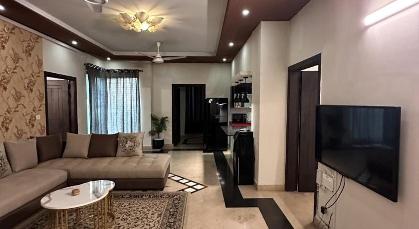 3 Bedroom Apartment Tariq Heights F-11 Islamabad Apartment in Islamabad