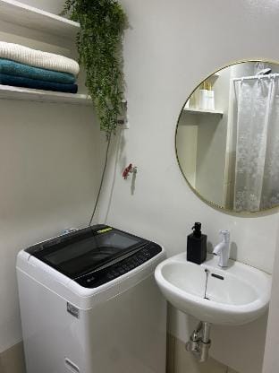 SERENE SUITE @Trees Residences  QUEZON CITY Apartment in Quezon City