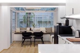 Modern Cosy Designer 5 bedroom Ekkamai/Thonglor Apartment in Bangkok