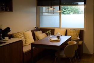 Modern Cosy Designer 5 bedroom - Thonglor/Ekkamai Apartment in Bangkok