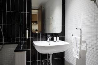 Modern Cosy Designer 5 bedroom - Thonglor/Ekkamai Apartment in Bangkok