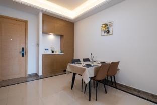 柔佛州新山富力公主湾&花想容·静居豪华海景两卧室套房（4002） Apartment in Johor Bahru