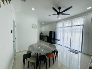 Austin JB Gather Corner Lot#15pax #Tebrau/Ikea Vacation rental in Johor Bahru