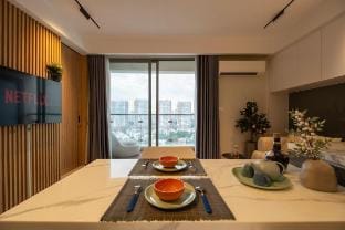 Diamond island 2br Apt, Luxury in nature, D2 Lagom Apartment in Ho Chi Minh City