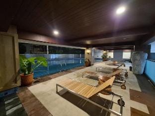 Luxury 1 Bedroom Apartment by Kinasih Suites Vacation rental in Special Region of Yogyakarta