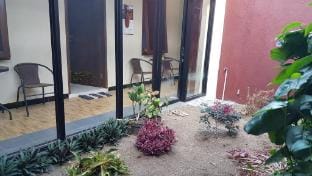 Homestay Lancar Syariah 3 Vacation rental in Batu