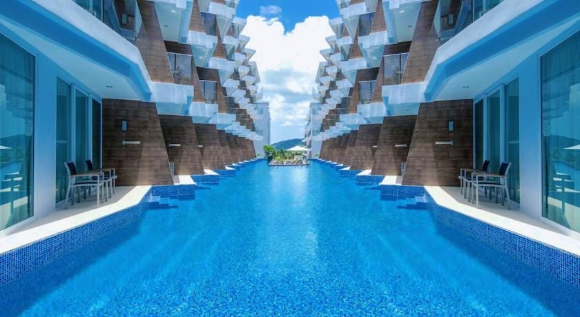 Beach Front Condo Rawai Hotel in Rawai