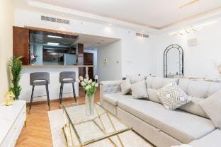 Luxury 3BR with Stunning Full Marina View in Dubai Vacation rental in Dubai