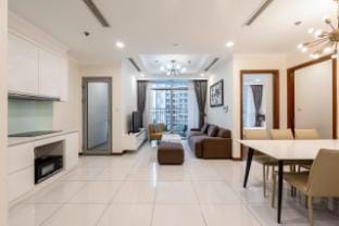  2 Bedroom Landmark Plus Vinhome Central Park Apartment in Ho Chi Minh City