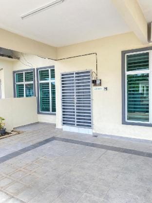 Dramayu Homestay 2 , 3 Rooms in Chukai , Kemaman Vacation rental in Terengganu, Malaysia