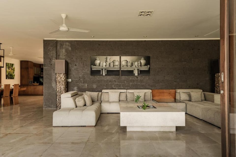 OMEKAI Cemagi by Nakula Villa in Kediri
