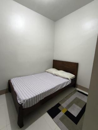 Summer and Storm Escape Shore 3 Apartment in Pasay