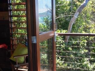 Barefoot On Bedarra Villa in Dunk
