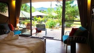 Luxury King Glamping Tent 9 Vacation rental in Horseshoe Bay