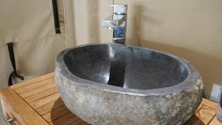 Luxury King Glamping Tent 5, With Pool View Vacation rental in Horseshoe Bay