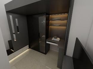 Futuristic Private Suite, 30Sec to MTR,with washer Apartment in Hong Kong