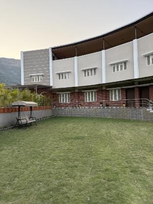 Hillridge Villa Mulshi Villa in Maharashtra