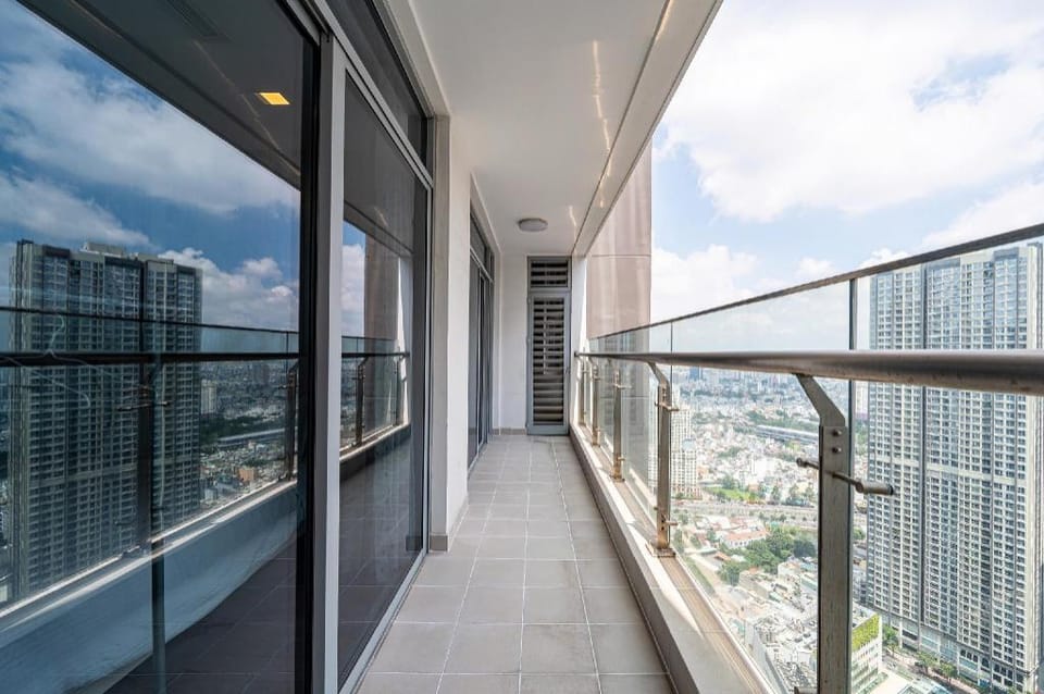 The Landmark Platinum - Vinhomes Central Park Apartment in Ho Chi Minh City