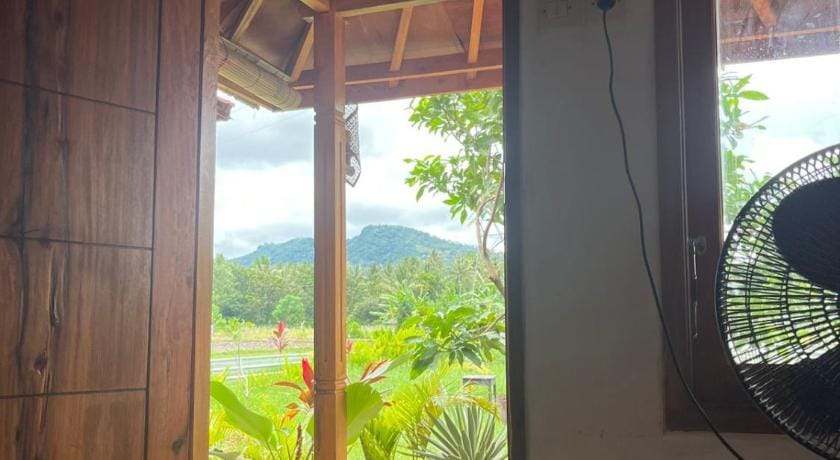Herman Pondok Nyodok Vacation rental in Pemenang