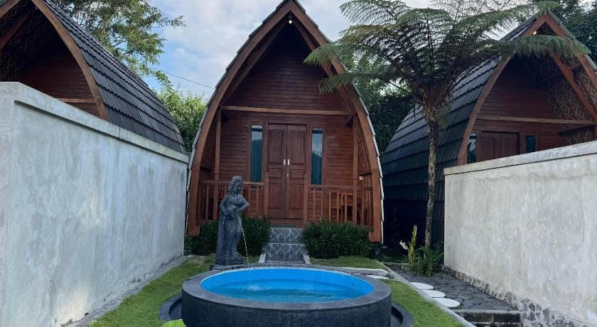 Green Lake Bali Vacation rental in Karangasem Regency