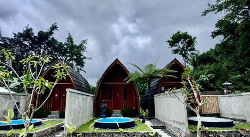 Green Lake Bali Vacation rental in Karangasem Regency
