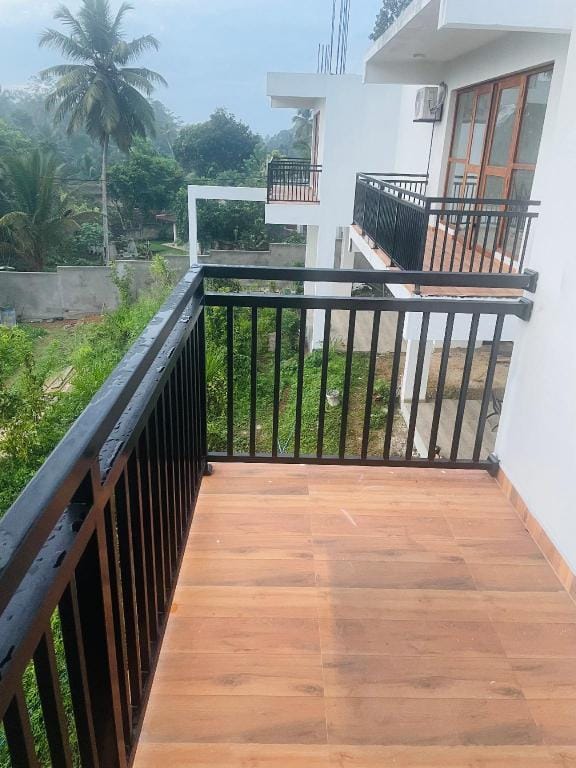 Waypoint Resort Hotel in Hikkaduwa