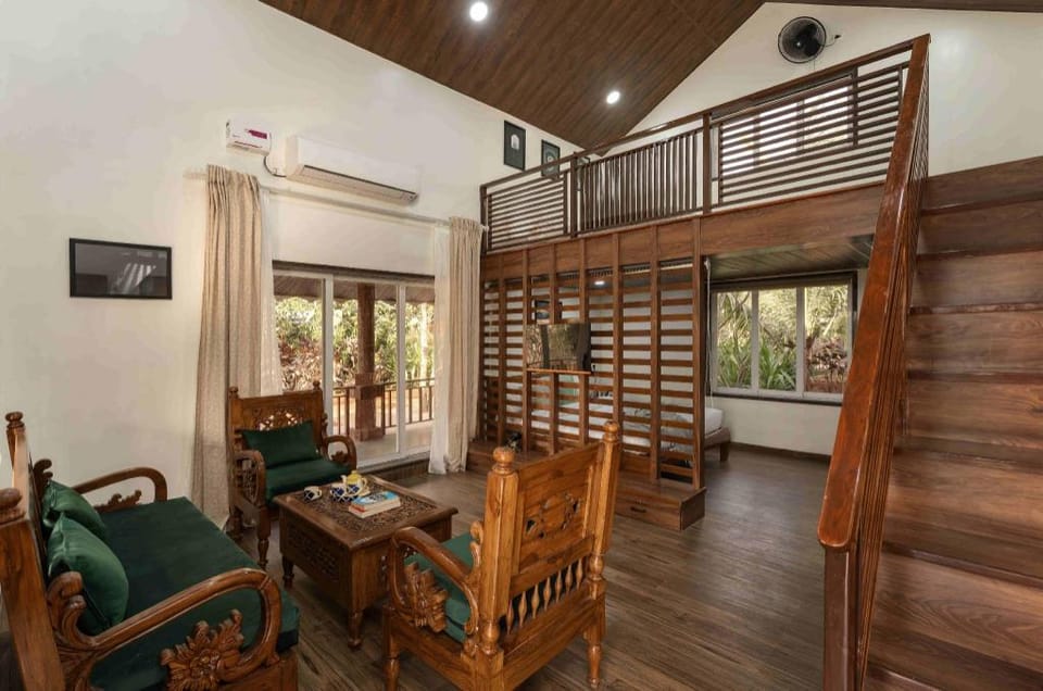Crimson Bricks and Woods, Resort Cottages, Karjat Hotel in Maharashtra