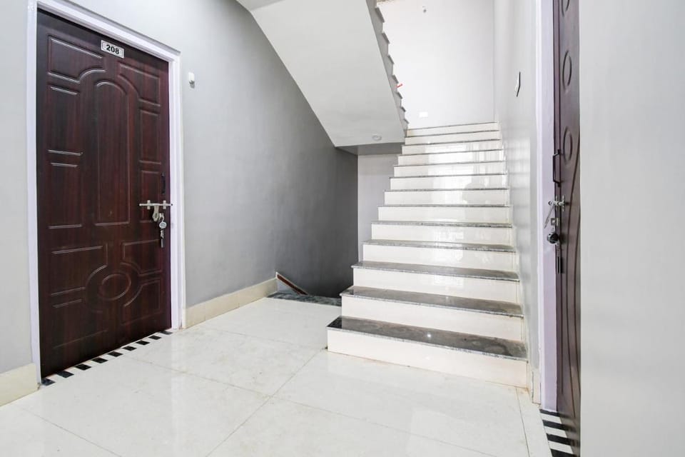 Hotel O by OYO Silver Park And Dhaba Hotel in West Bengal