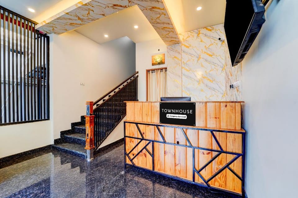 Super Townhouse Kalady Near Airport Hotel in Kochi