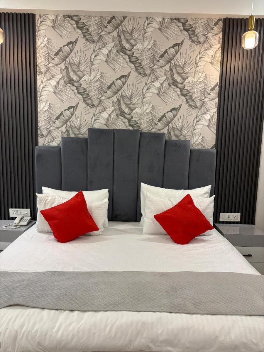 JD Heritage Inn Hotel in Uttar Pradesh