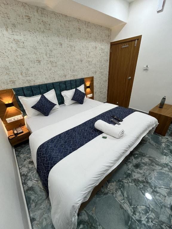 Hotel M1 Hotel in Ahmedabad
