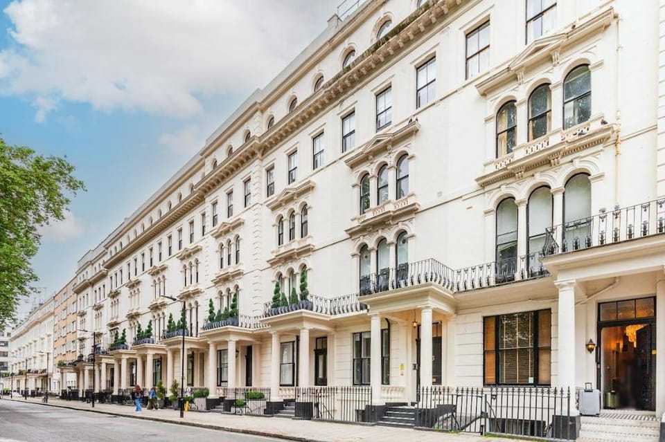 Bayswater Bliss Studio Apartment in City of Westminster