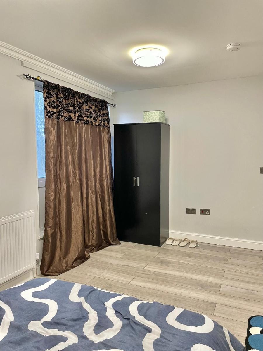 Cozy Double Room in Colindale Vacation rental in Edgware