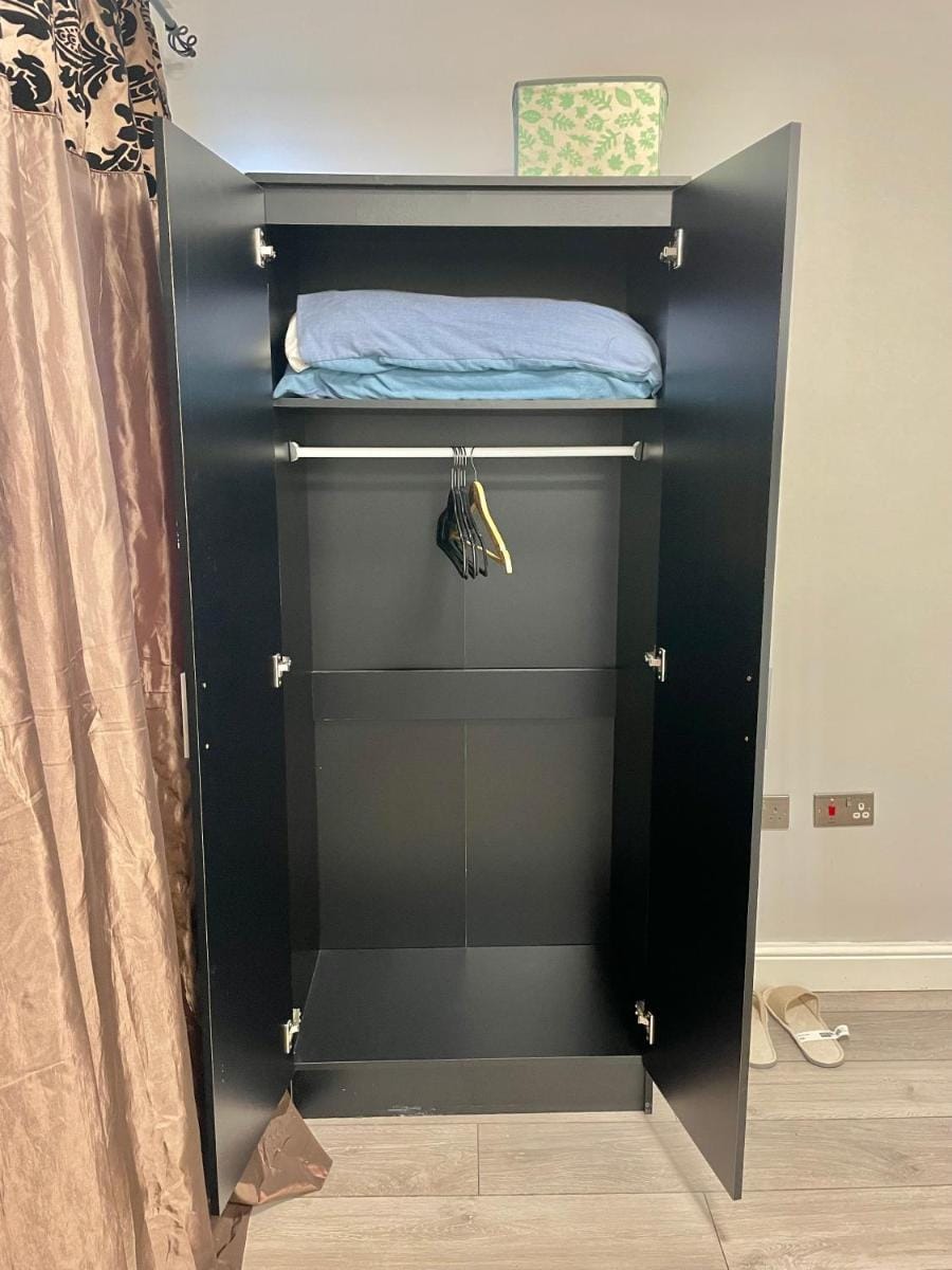Cozy Double Room in Colindale Vacation rental in Edgware