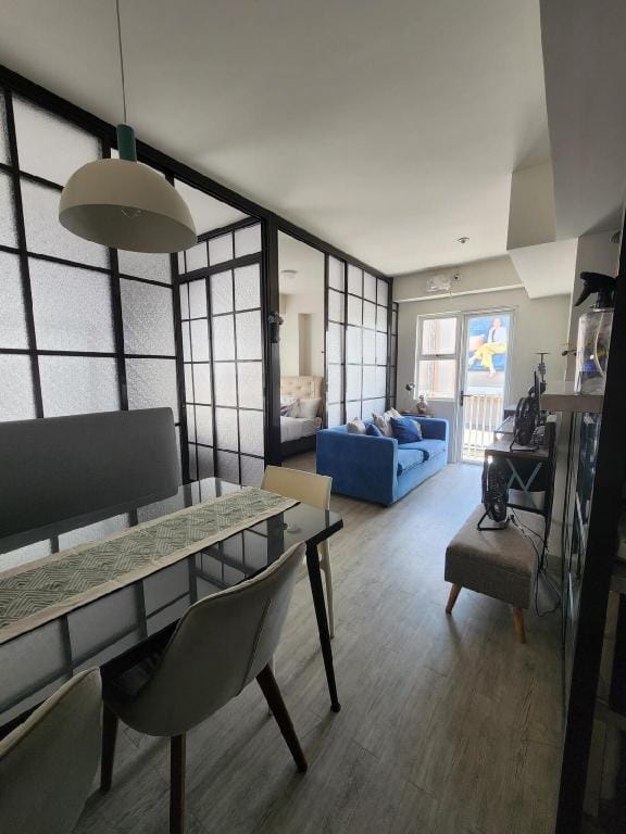 Capitol Central Condo, 2 Bdrm - Nato’s Residences Apartment in Bacolod