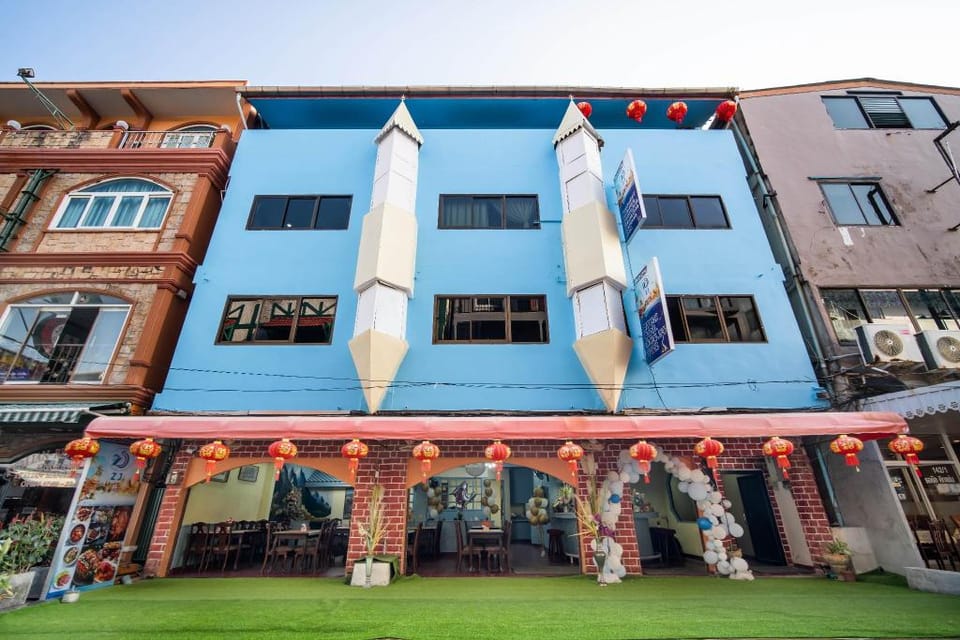 ZJ HOUSE Hotel in Patong