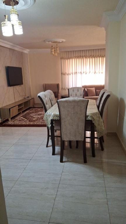 شقة فاخرة بغرفتي نوم - عمَّان - ضاحية الأقصى Apartment in Africa