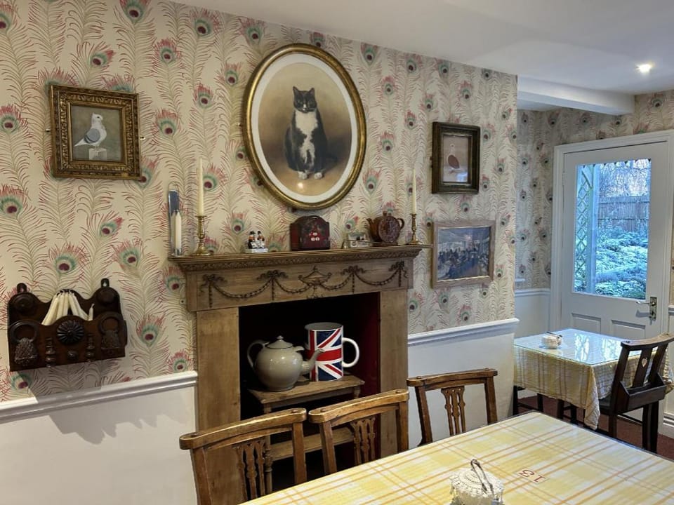 Peacocks Tearoom and Fine B and B Bed and Breakfast in Ely