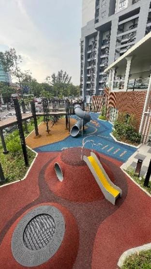 Dian Residency 3BR/ Pool View/ 52” TV with Netflix Apartment in Selangor, Malaysia
