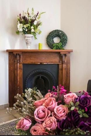 A warm embrace of Luxury & Comfort! Apartment in Gauteng