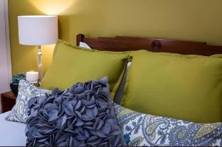 A warm embrace of Luxury & Comfort! Apartment in Gauteng