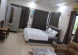 Dattaraj Villa and Homestays Vacation rental in Alibag