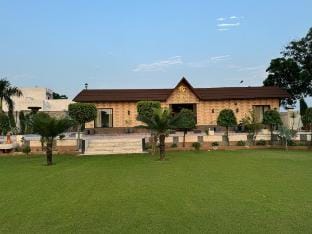 JANNAT VILLA Kapurthala Country House in Punjab, India