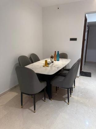 Spacious and Classy 2BHK in Koregaon Park Apartment in Pune