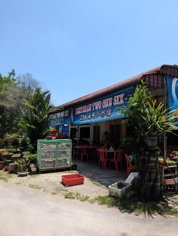 Pusing Kampung Affordable Homestay Apartment in Perak Tengah District