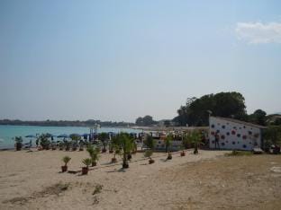 Carlo Apartment in villa near the sea - wi-fi Villa in Fontane Bianche