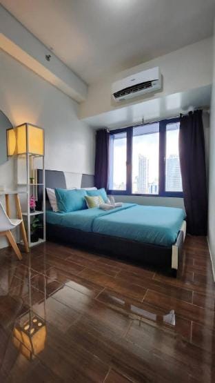 SunsetView@37th in Air Makati Apartment in Makati