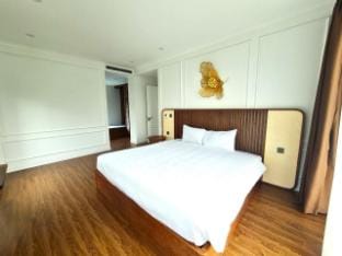 Villa 2 phòng ngủ Mayfair B101 - view hồ Đại Lải Villa in Laos