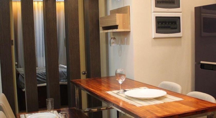 PATSY- 2BR at Camella Northpoint WIFI and NetFlix Apartment in Davao City